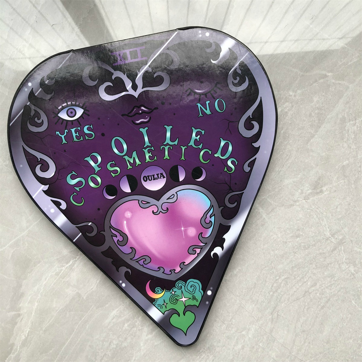 Bohemian Beauty Eyeshadow Palette:  Vivid Hues for Bold Expressions